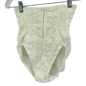 Vintage Lane Bryant Cacique Lace Boned High Waist Panty 30L Creamy White